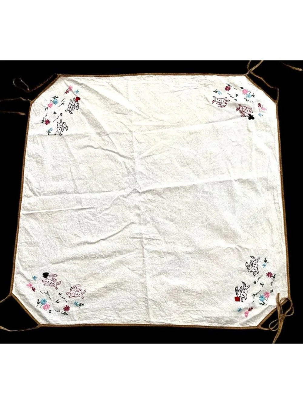 Dog Embroidered Playing Card Table Cover Tablecloth Bridge Hearts Spades Clubs